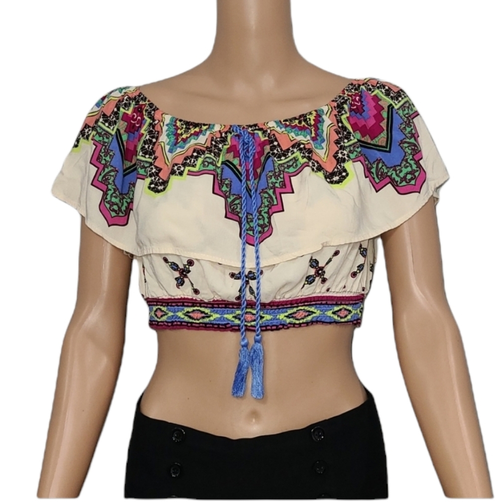 flying tomato Graphic print crop top‎ Size L 100% Rayon
